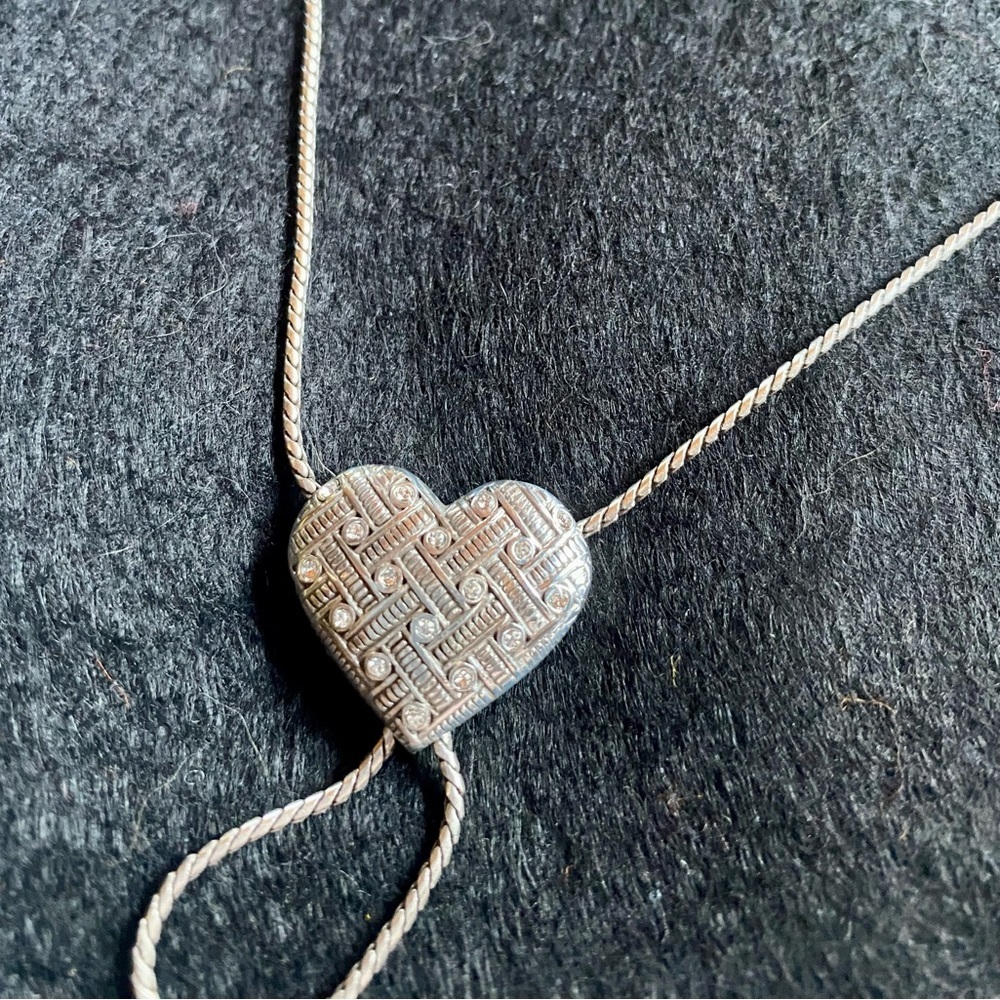 🌟Brighton Heart Necklace🌟 - Picture 4 of 6